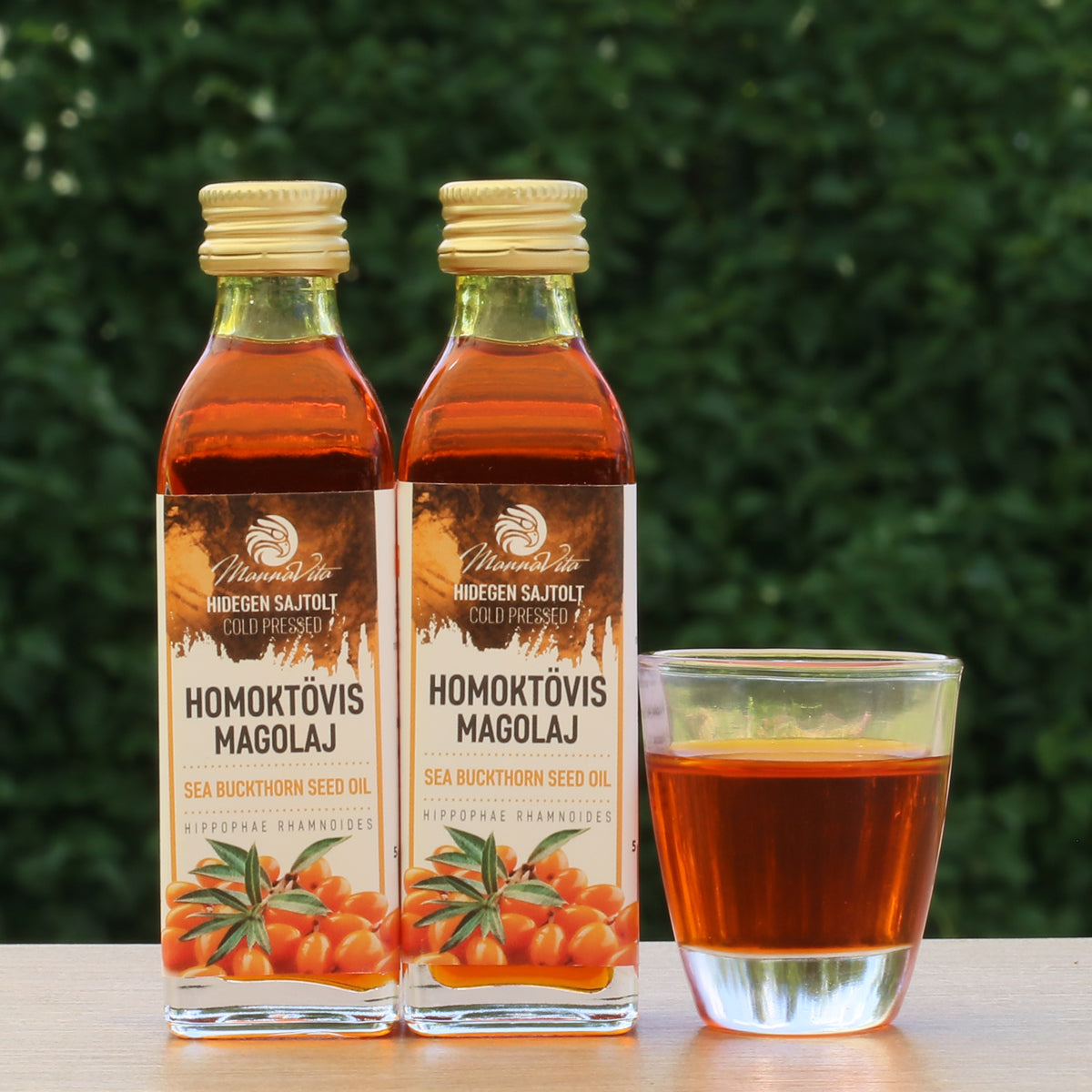 Mannavita madžarsko hladno stiskano olje iz semen rakitovca • 40 ml