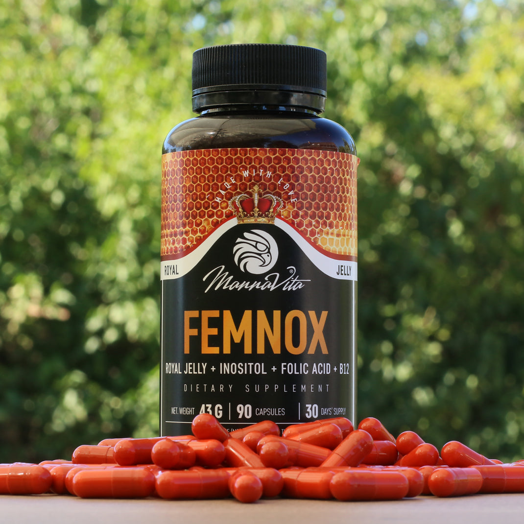 FEMNOX Matični mleček + Inozitol + Folna kislina + B12 kompleks • 90 kapsul