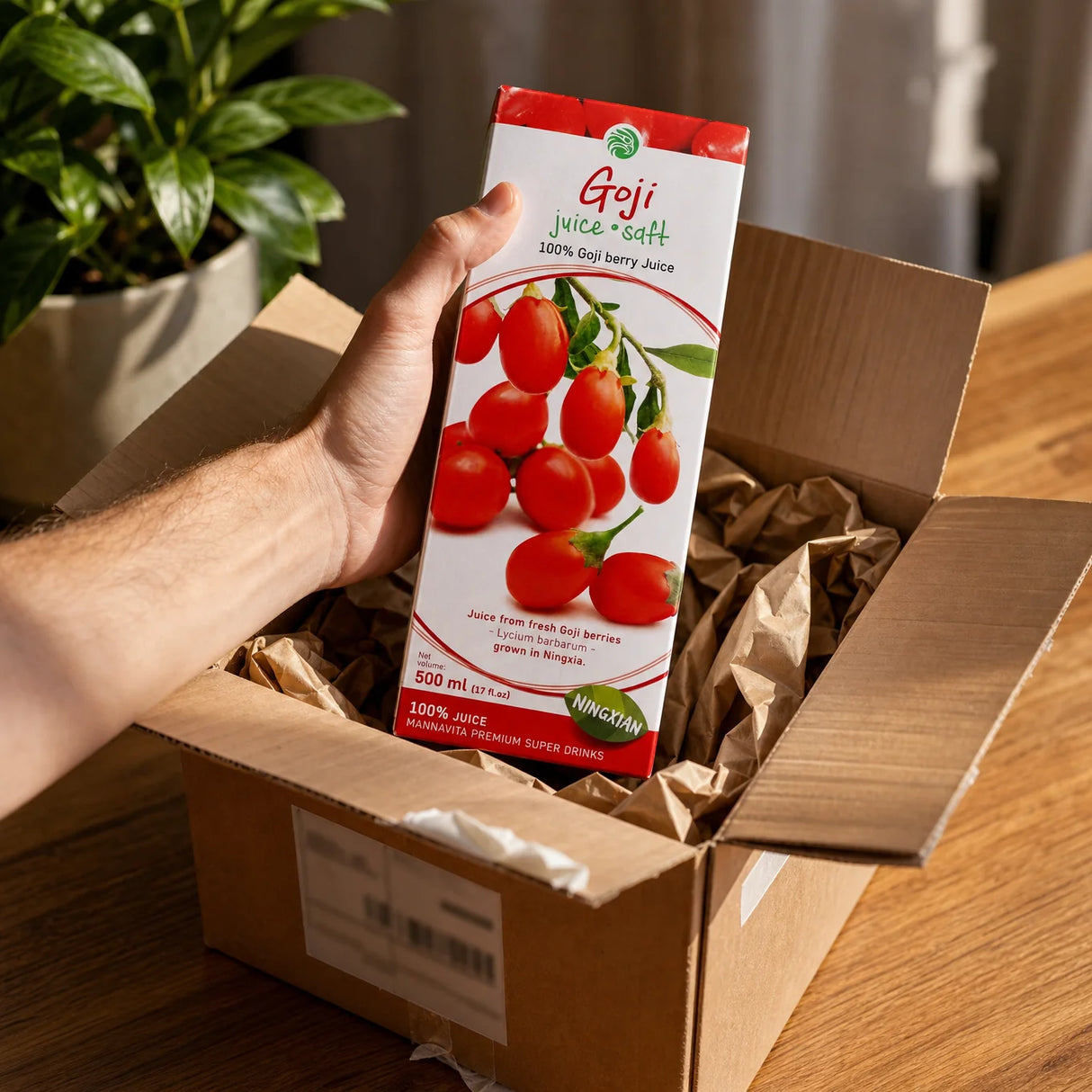 Mannavita Goji jagode, 100% čisti stisnjeni sok • 500 ml
