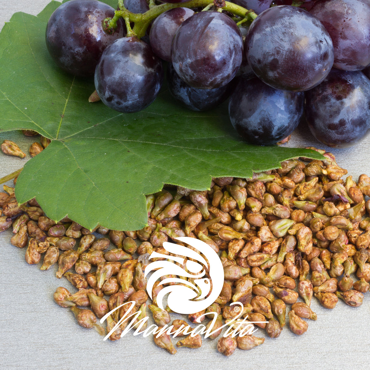 Mannavita madžarsko hladno stiskano grozdno olje • 250 ml