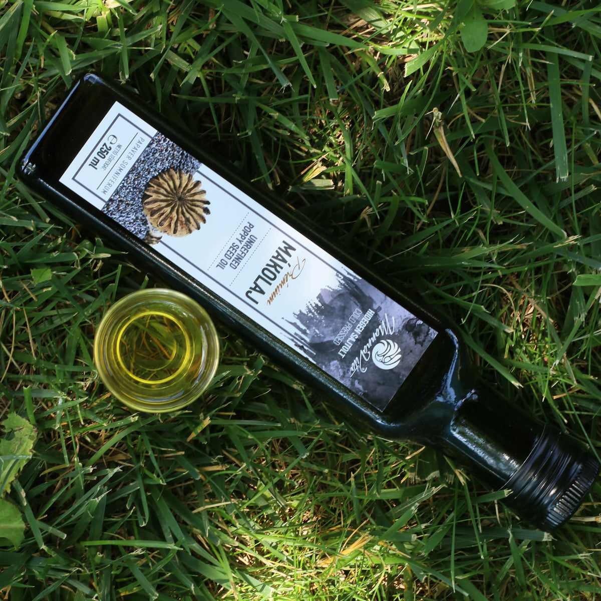 Mannavita madžarsko hladno stiskano olje iz makovih semen • 250 ml